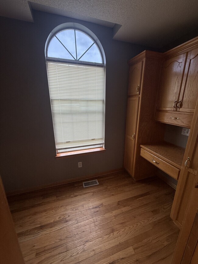 Photo - 822 SW Montana Ridge Dr