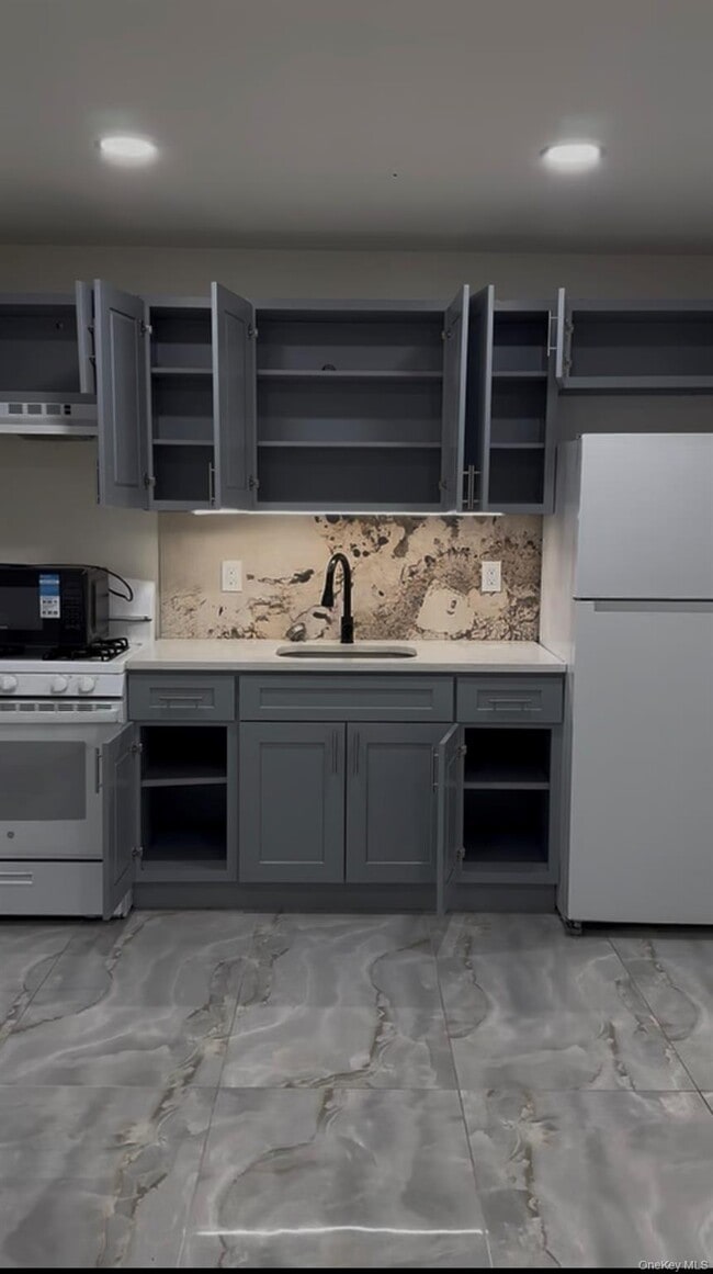 Photo - 49 Gladys St