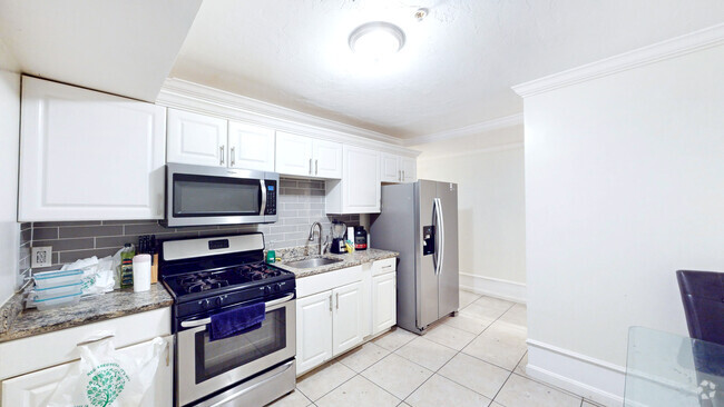 Building Photo - 712 Shawmut Ave Unit 1R Rental