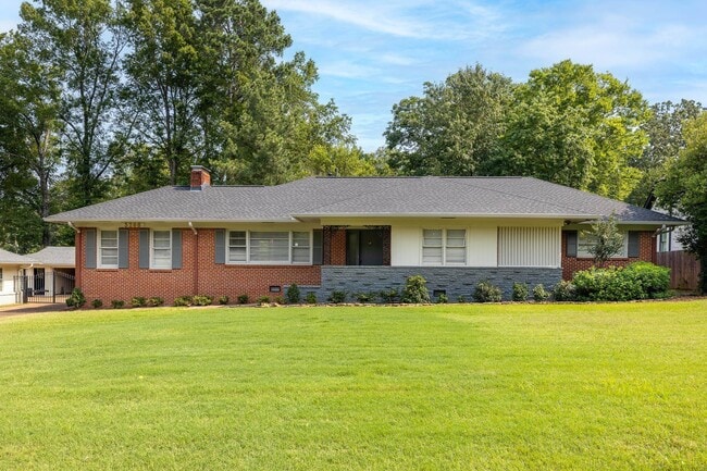 Photo - 5208 Gwynne Rd