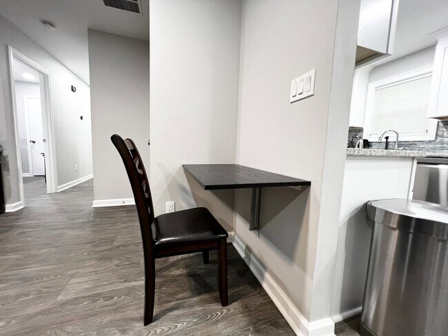 Photo - 5569 Pine Gate Dr