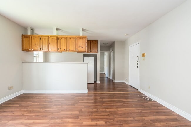 Photo - 83 Isabella St Unit 310