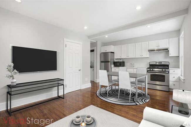 Photo - 123 S Broadway Unit 2B