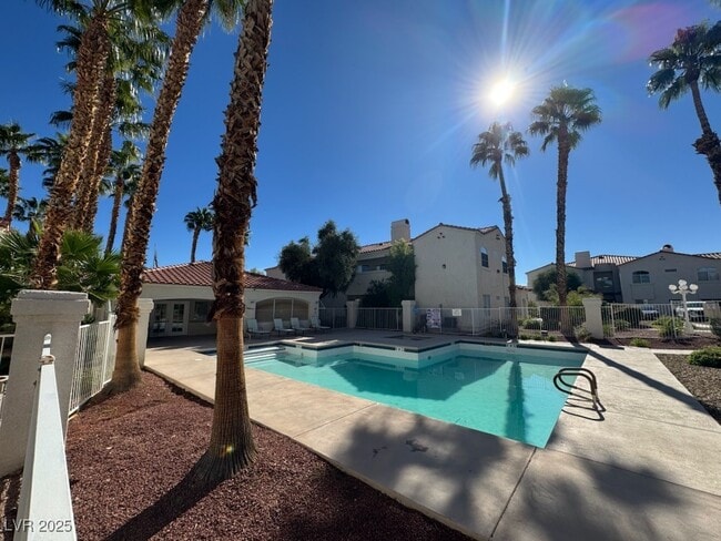 Photo - 1500 Oscar Ct Unidad 104