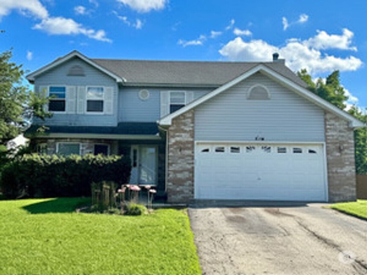 Newly Updated 5 Bedroom 2.5 bath 2 car garage - Newly Updated 5 Bedroom 2.5 bath 2 car garage Casa