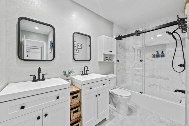 Photo - beautifully upgraded 2-bedroom, 1-bath condo in the highly desirable Bench Mark Villas Community