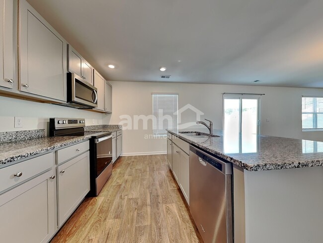 Photo - 176 Tobago Cir