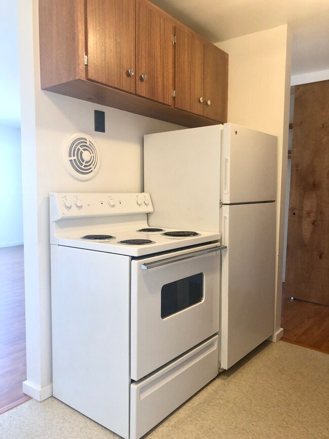Escolier Apartments