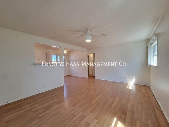 Photo - 355 E 60th St