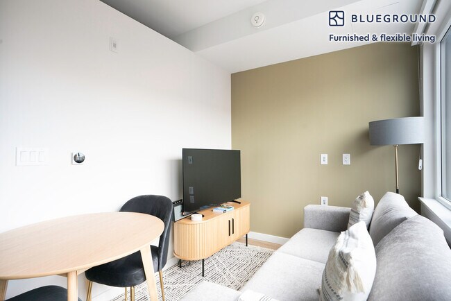 Photo - 2601 14th St NW Unit FL6-ID1129