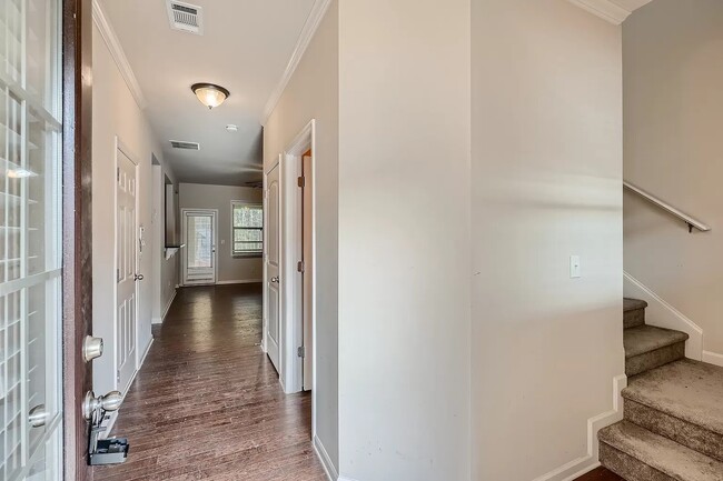 Photo - 204 Madison Ave