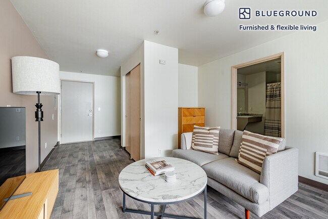 Photo - 4750 21st Ave NE Unit FL2-ID862