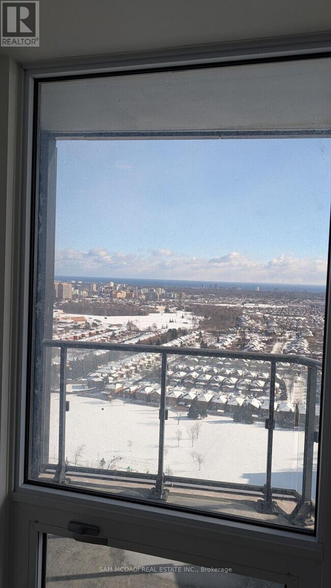 Photo - 448 Burnhamthorpe Rd W Unit 2510