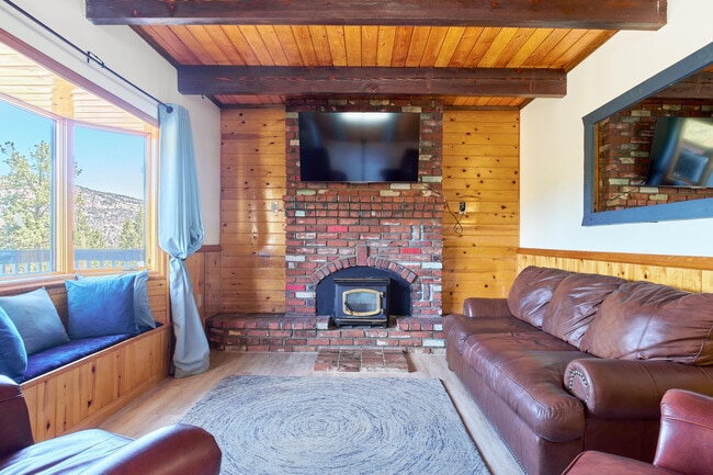 Photo - 509 Wallace Ln