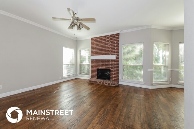 Photo - 1119 Ashford Ln