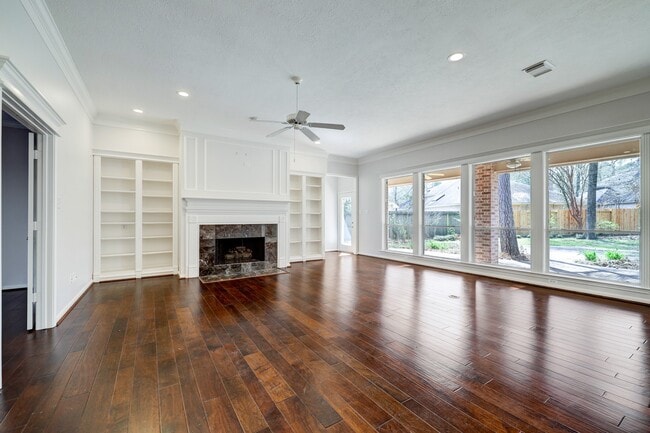 Photo - 14 Greenside Pl