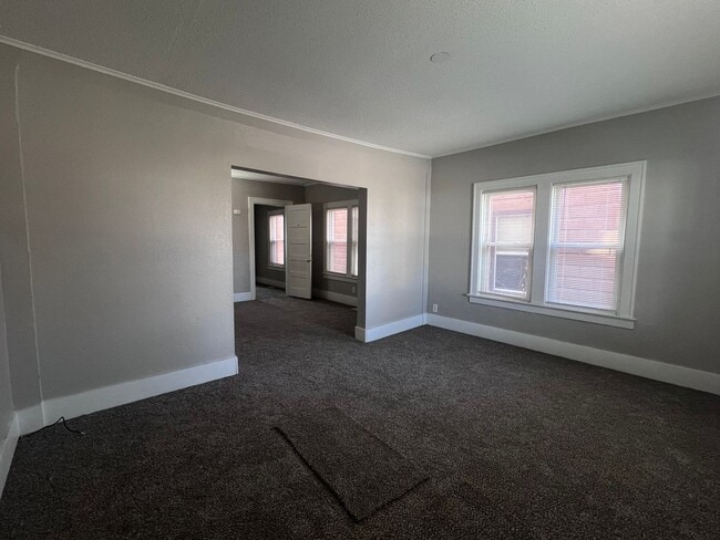 Photo - 1054 Ionia Ave SW Unit 1054 Ionia Ave SW - 4