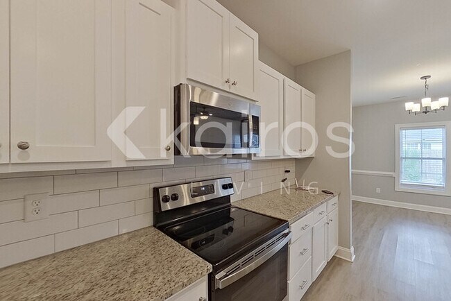 3709 Oak Leaf Wy