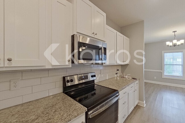 Photo - 3709 Oak Leaf Wy