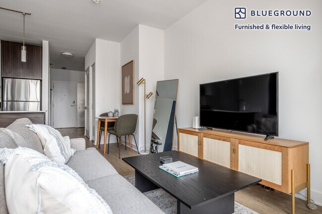 Photo - 201 N Garland Ct Unit FL33-ID958