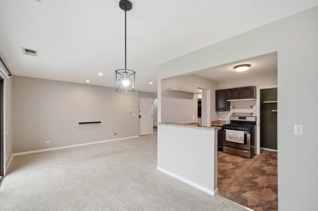 Photo - 1502-1507 7 Pines Rd