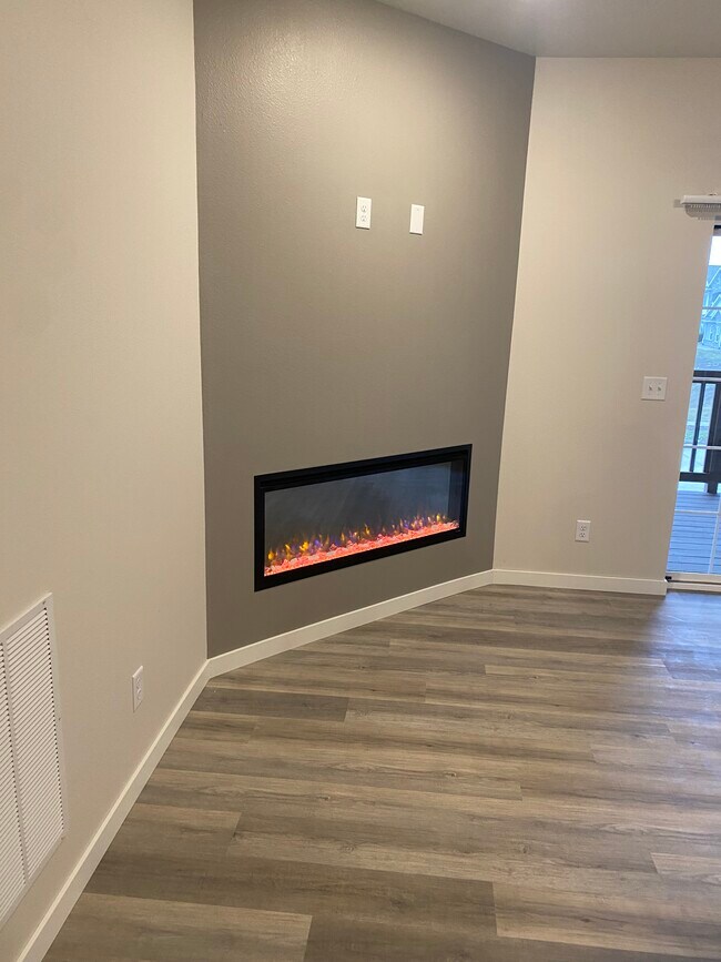 460 Kansas Ave Apartment For Rent in North Liberty, IA