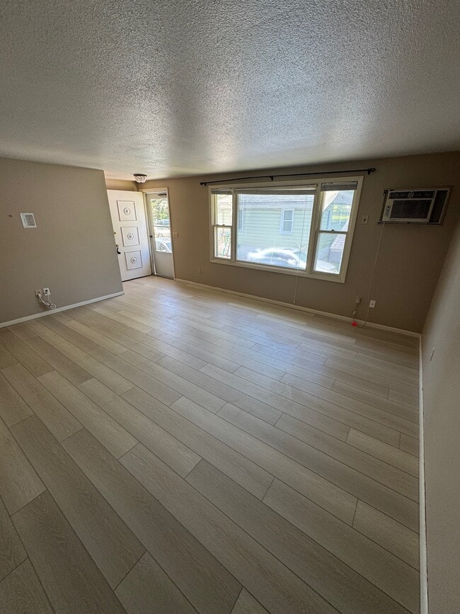 Photo - 130 N Gerke Ave
