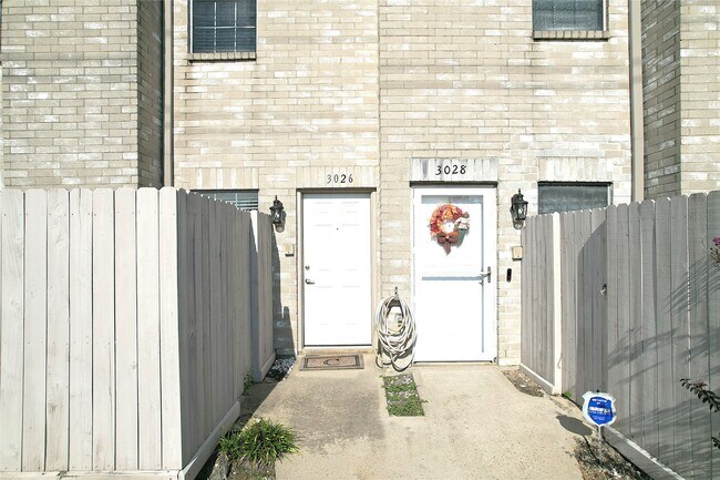 Photo - 3026 Holly Hall St