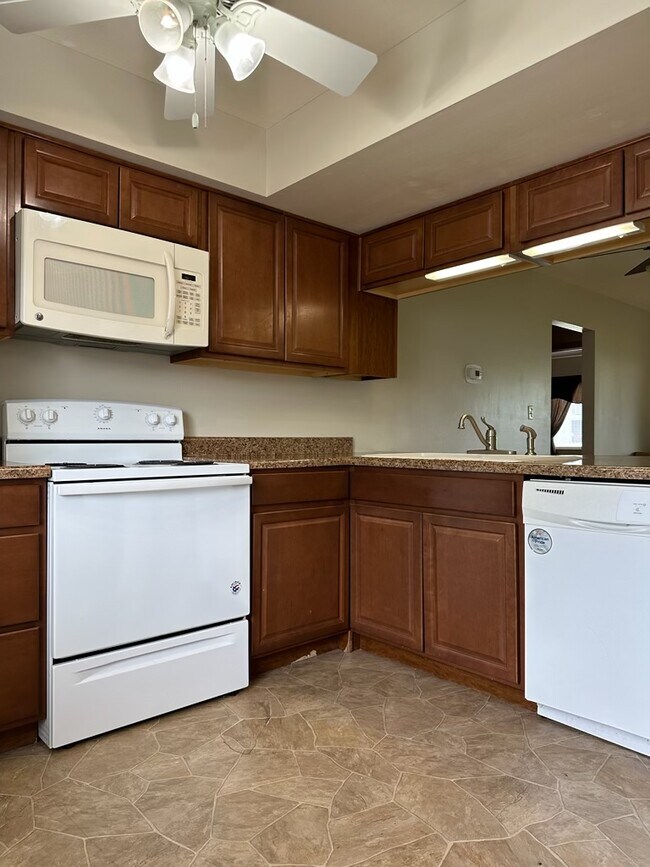 Photo - 2275 N Cable Rd House Unit 166
