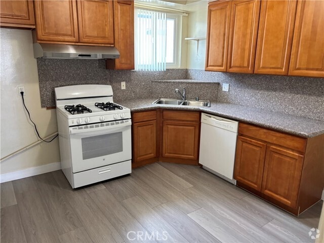 Building Photo - 25219 Loytan St Rental