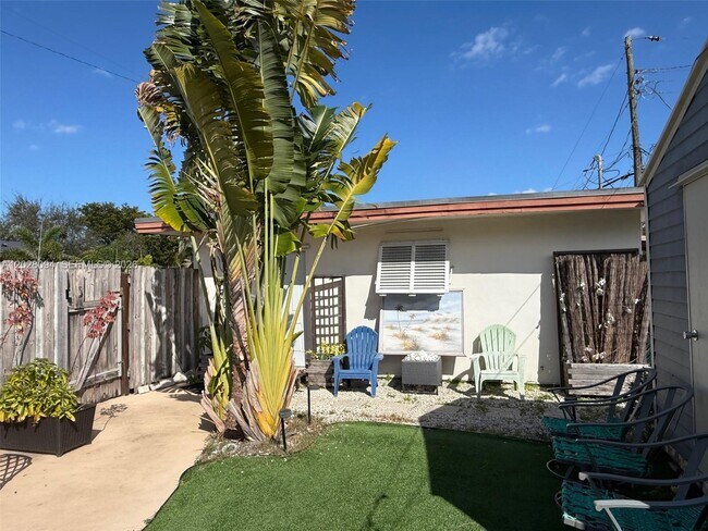 Photo - 1544 NW 4th Ave