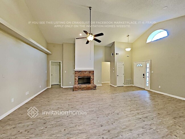 Photo - 577 Remington Oak Dr