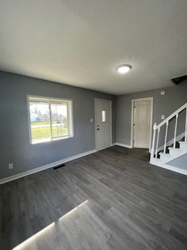 Photo - Newly Renovated Columbus Gem with Bright S...