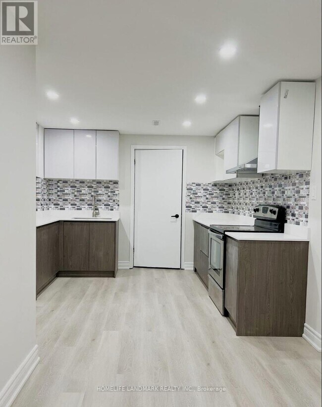 Photo - 144 Raymerville Dr