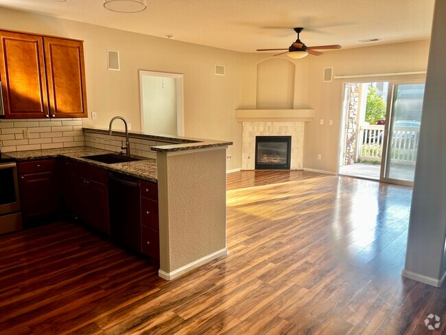 Building Photo - 8200 E 8th Ave Unit 1101 Rental