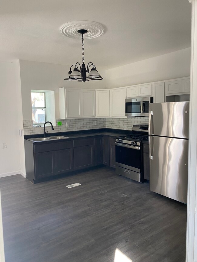 Photo - 311 N 10th St