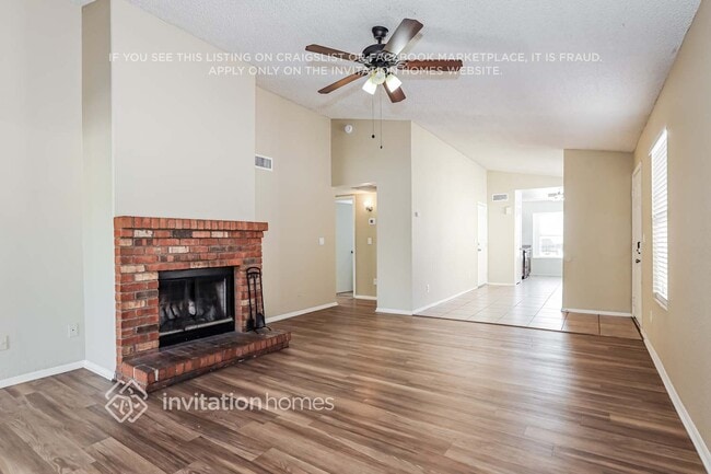 Photo - 4545 N 67th Ave