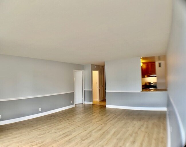 Photo - See you at The Jackson Towers in Pac Heigh...