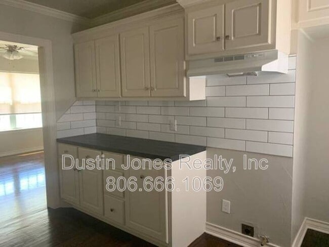 Photo - 1910 25th St