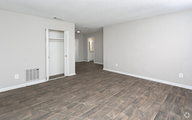 1BR,1BA_780 SF