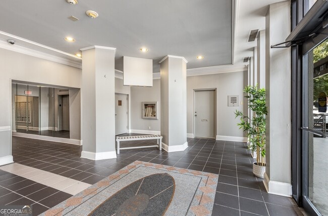 Photo - 2285 Peachtree Rd NE Unit 608