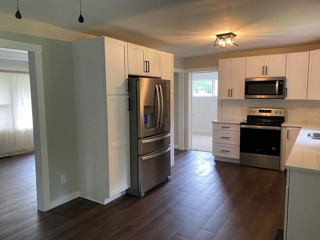 Photo - 112 Miller Ave