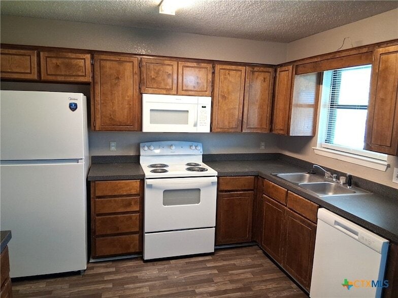 Photo - 3909 Shellrock Dr