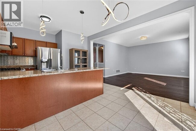 244 Raymond Rd