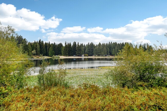 Photo - Charter Club Apartments