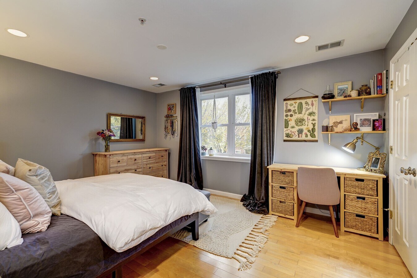 Photo - 1519 Constitution Ave NE Unit 202