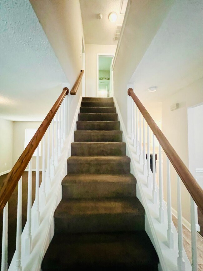 Photo - 824 Northwood Dr