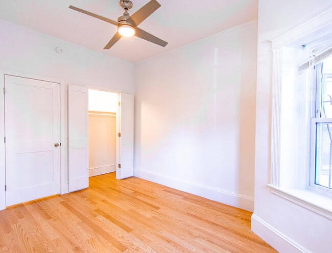 Photo - 165-171 Hemenway St