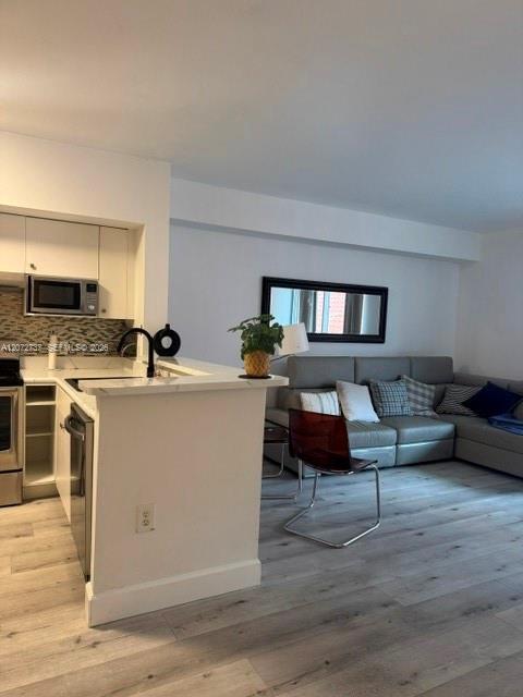 5085 NW 7th St Unit 512