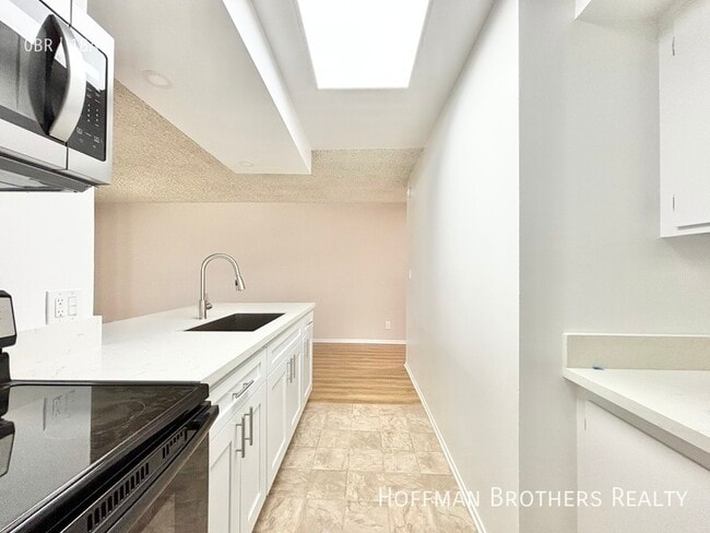 Photo - 17821 Sherman Way Unit 3A